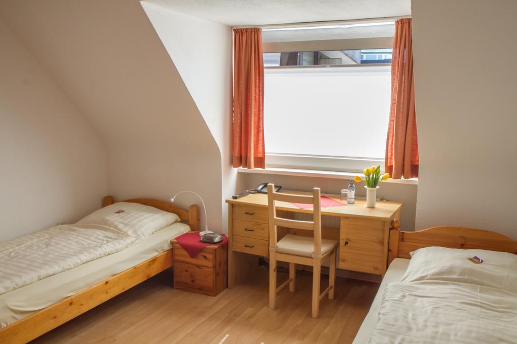 Hotel Lindenhof Essen Quarto foto
